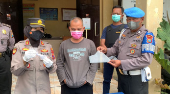 Kesal Anak Sakit Tak Dijenguk, Pengemudi Ojol di Jombang Aniaya Mantan Istri
