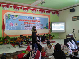 Jadi Pembicara SOTH, Bupati Ikfina : Peran Keluarga Penting untuk Pendidikan Anak Usia Dini