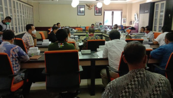 Warga Central Park Mulyosari Tolak Pembangunan Klinik Mata