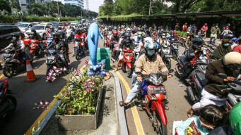 Didatangi Puluhan Ribu Pengunjung, Ancol Ditutup