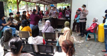 Warga Jombang Antusias Terima Vaksin Covid-19