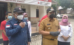 Pemkab dan PMI Jember Semprot Disinfektan di 3 Kecamatan