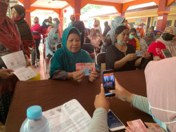 Ribuan Keluarga Kota Mojokerto Sudah Terima BLT BBM