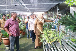 Hadiri Pengukuhan Askab PSSI Kabupaten Mojokerto, Bupati Ikfina Harap Bisa Lahirkan Pesepakbola Profesional