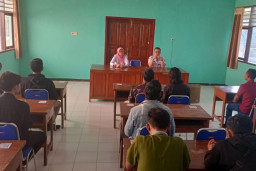 Disnaker Nganjuk Gelar Pelatihan Usaha Potong Rambut