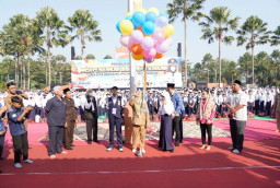 Wali Kota Ning Ita Istighosah dan Doa Bersama Ribuan Peserta Didik Baru