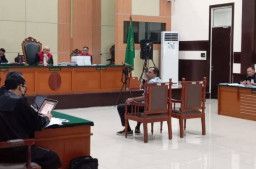 Aktivis Haris Azhar, Akui tak Ada Tersinggung dengan kata 'Lord Luhut'