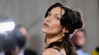 Bella Hadid Kirim Surat Terbuka Desak Gencatan Senjata Dalam Konflik Hamas dan Israel Kepada Joe Biden