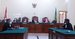 Pengedar Upal Rp 1 Miliar Hanya Dihukum 14 Bulan Penjara