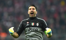 28 Tahun Berkiprah, Gianluigi Buffon Putuskan Pensiun
