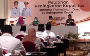 Bupati dan Wabup Gresik Ajak Kades dan Perangkat Desa Tekan Penyebaran Covid-19
