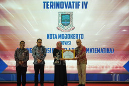 Inovasi Amping, Antarkan Pemkot Mojokerto Raih Penghargaan Inotek Award Jatim 2023