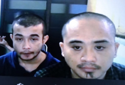 Dituntut Pidana Mati, Dua Terdakwa Sabu 43 Kg Diam Tertunduk
