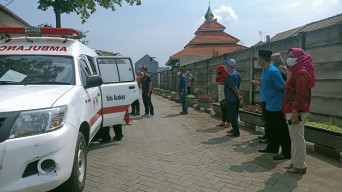 Datangi RSUD, Wali Kota Pantau Proses Otopsi dan Pemulangan Jenazah Korban Laka Maut Tol Sumo