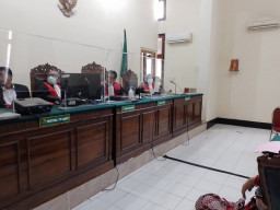 Eksepsi Sidik Ditolak, Masuk ke Pokok Perkara