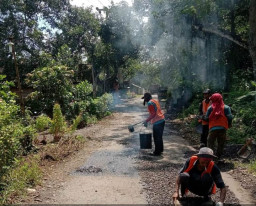 Pemkab Pasuruan Tambal Sulam Ruas Jalan yang Rusak