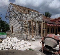 Gedung Perpustakaan Desa Cangkreng Diduga di Mark Up