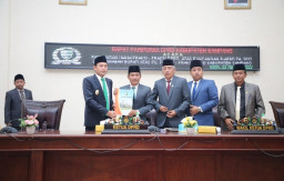 Kinerja Bupati H Slamet Junaidi Mendapat Respon Positif, dari F-PKB-F-Golkar