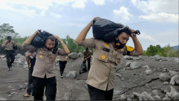 Kapolres Lumajang Bantu Masyarakat Dusun Bondeli