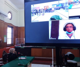 Rugikan Perusahaan Rp 4 M, Dituntut 1,5 Tahun