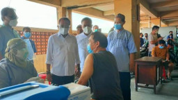 Pagi Ini, Wawali Cak Ji Donor Plasma di PMI Surabaya