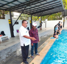 Dispora Lakukan Perawatan Berkala untuk Kolam Renang di TRK