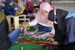 Pemkot Mojokerto Gelar Pelatihan Anyaman Bagi Anak Berkebutuhan Khusus