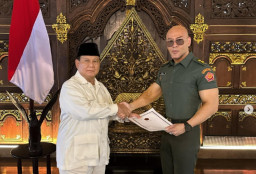 Letkol Tituler Deddy Corbuzier, Diusik Publik, Calon Panglima TNI Bereaksi
