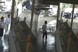 Tragedi Bocah Meninggal Tertimpa Beton Saat Wudhu, Gegara Remaja SMP Ugal-ugalan