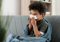 Kasus Pneumonia Mycoplasma Bisa Menyebar Via Udara, Ahli Paru: Wajib Gunakan Masker