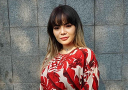 Disc Jokey Cari Perhatian