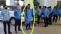 Heboh, PNS Permak Seragam Korpri Jadi Gamis