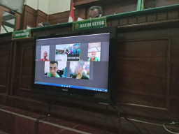 Berbekal Kaos RSUD Dr Soetomo, Tri Wiyono Berhasil Gondol Motor Asari