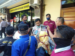 Diperas Oknum Dewan dan Kasun, Lapor ke Polres Lumajang