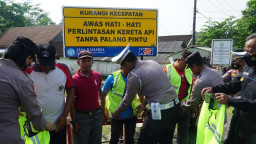 Kapolres Blitar Berikan Bantuan Sarana dan Prasarana Kepada Supeltas