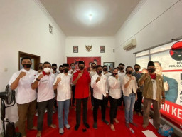 Taruna Merah Putih Siap Menangkan Eri-Armuji