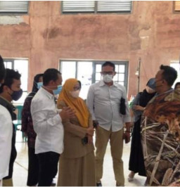 Komisi III DPRD Gresik Sidak Proyek Renovasi Gedung Nasional