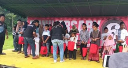 Ikatan Persaudaraan Blitar Peduli Bagikan Sumbangan pada Anak Yatim Piatu