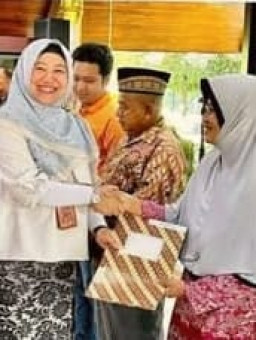 BPR Delta Artha Pro Aktif Sukseskan Usaha UMKM saat Penyerahan Sertifikat SHAT