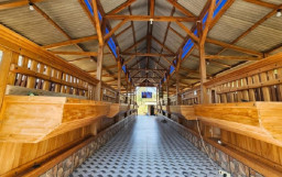 Kandang Kambing Mewah Rp 400 Juta di Tuban, Ada TV dan Karaoke Buat Nongkrong