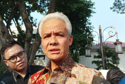 Laporan Tak Digubris Polisi Gresik, Ibu Korban Pencabulan Anak Mengadu ke Capres Ganjar Pranowo
