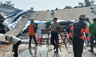 Wilayah Bandung Diterjang Banjir Bandang Angin: 102 rumah Rusak, 6 Warga Luka