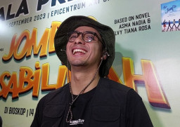 Ricky Harun Nikmati Jadi Pekerja Kantoran Sekaligus Aktor. 'Iya Dong Enak'