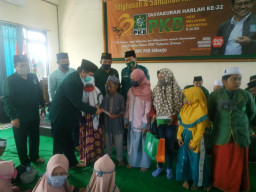 Harlah Ke-22, PKB Sidoarjo Santuni Ratusan Anak Yatim
