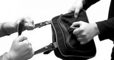 Remaja 16 Tahun Jambret HP