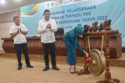 Wali Kota Kediri dan Ketua TP PKK Kota Kediri Canangkan Pelaksanaan Pembinaan Terpadu PKK Sehat Lestari Berencana 2022