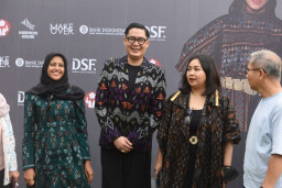 Dhoho Street Fashion 7th Usung Tema Diversity of Dhaha