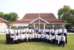 Terima SK Pengangkatan, Mas Dhito Imbau Pegawai P3K Tak Gunakan Elpiji Subsidi