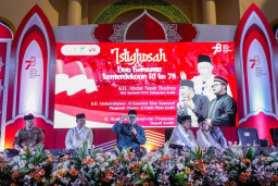 Mas Dhito Janji Percantik Masjid Agung An Nur Pare