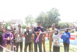 Wali Kota Kediri Launching Kampung Keren Dermo